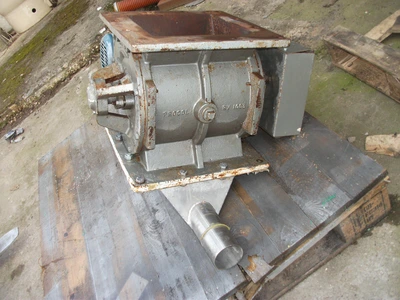 Rotary Valve M/S 250Mm Dia
