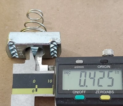 NEW Unistrut 48611