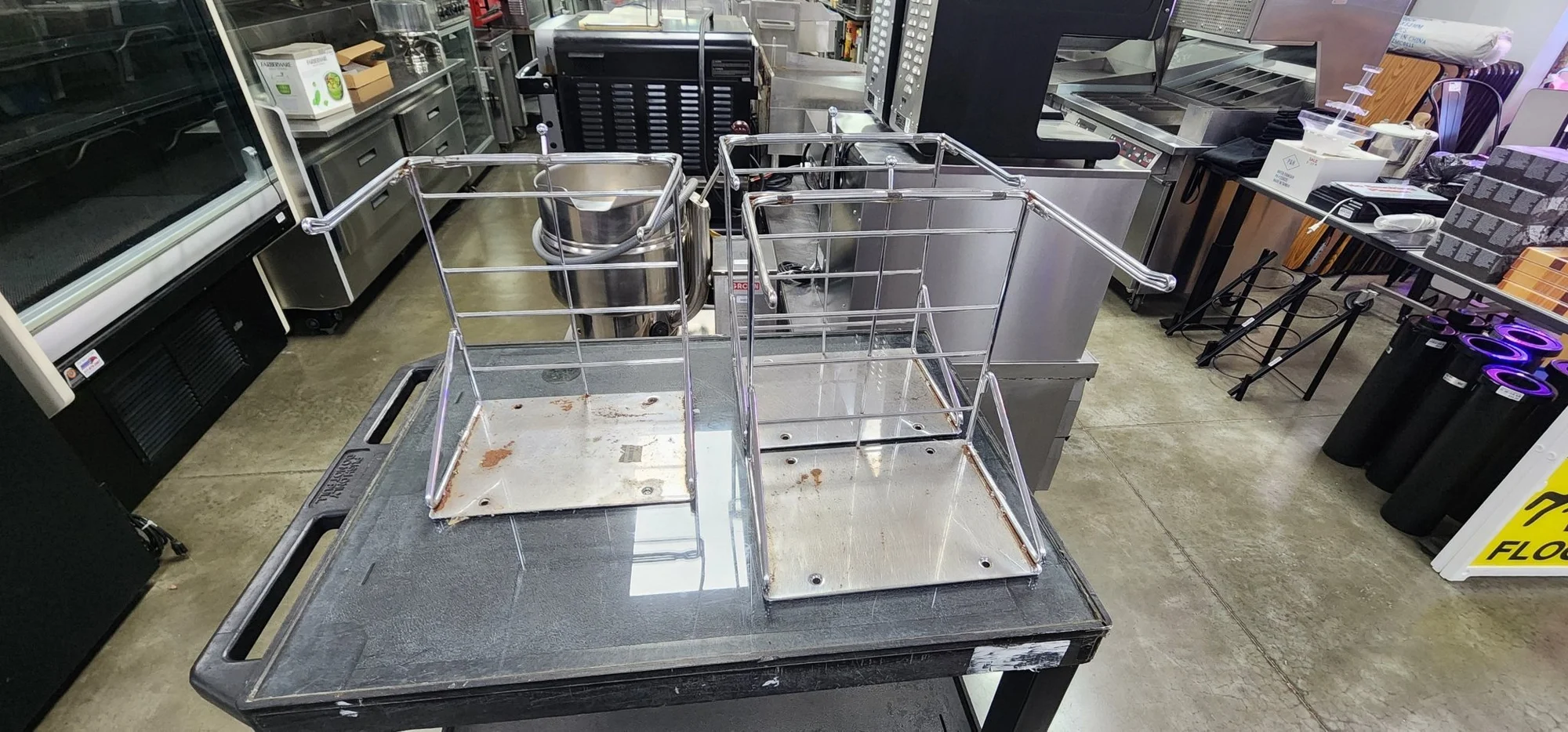 Used Falcon Restaurant Supply Used Stainless Steel T-Shirt Shopping Bag Stand Store Holder Rack Grocery Bagging Restaurant Front of House Furnishings Illinois US | Falcon Restaurant Supply #1376403