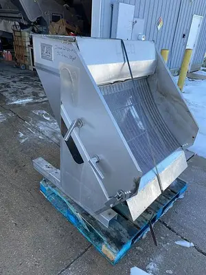 USED LYCO MANUFACTURING, INC. 36" WIDE SCREEN
