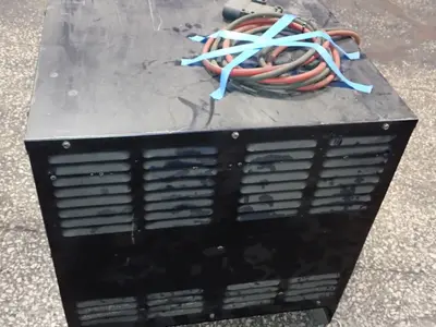 USED INDUSTRIAL BATTERY CHARGERS DLG3B24475