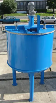 SPC5270  Tank 530 gallon vertical tank, Stainless Steel Contact Parts, 21.7 psi @ 248° F jacket, 1.5 hp agitator, dish