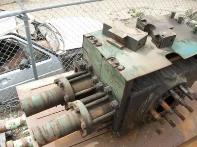 USED TRIPLE M 3000 PSI, 7 1/16, DOUBLE RAM BOP