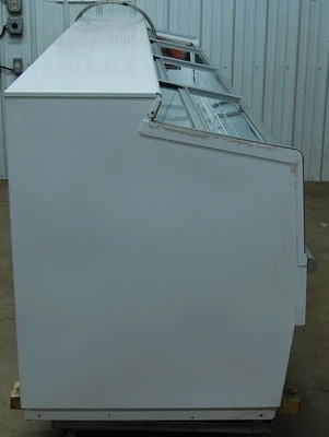 142-0883 Hussmann LBN-10 Sliding Glass Top Self-Contained Freezer