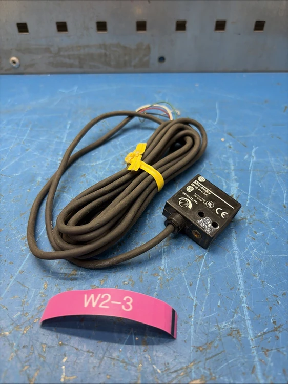Used Allen-Bradley / Rockwell Automation 42SMR-7101 Sensors Indiana US | J&J Industrial Supply #1259660