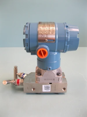 NEW Rosemount 2051CG2A02A1AS5E5M5Q4