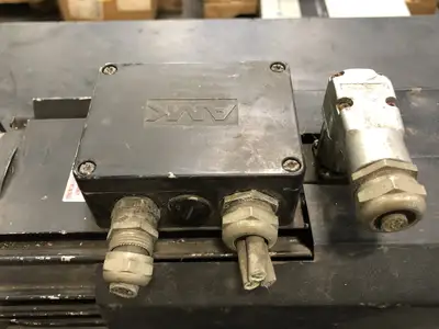 USED AMK DV7-12-4-ABF