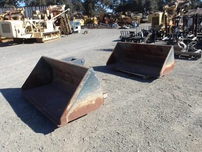 Used GEHL 72" BUCKET Multipurpose Buckets California US | Western Trencher & Equipment, Inc. #1543462