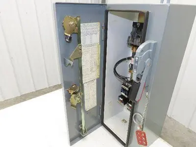 Square D 512-BJB-6-24 Combination Dual Motor Starter 10Hp 3Ph Size 1