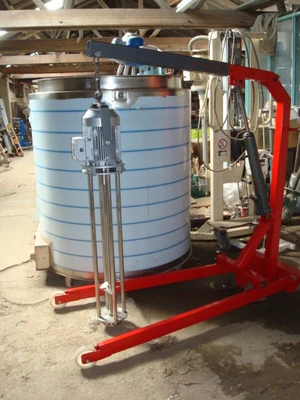 Mobile 150 Kilo Stirrer Crane