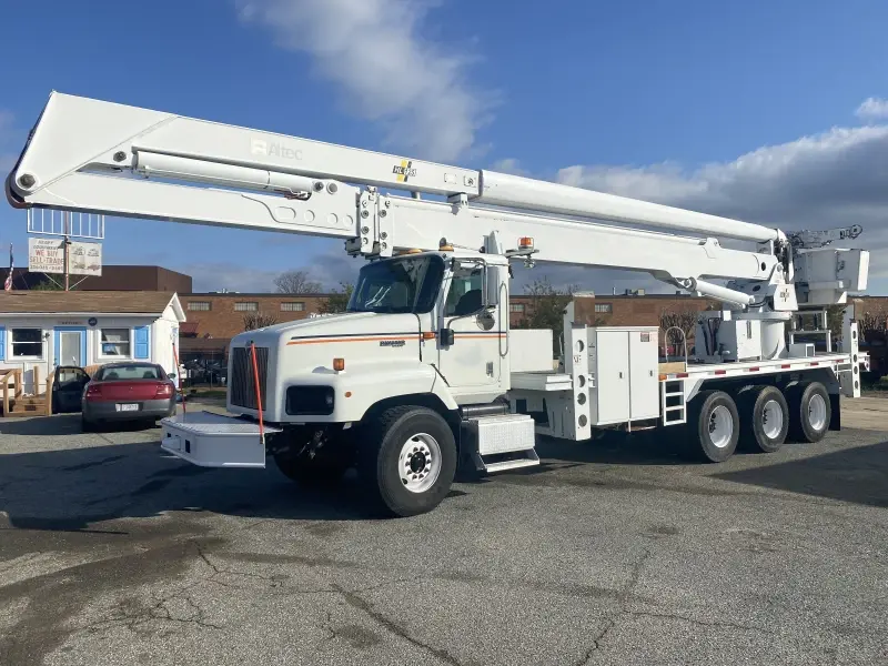 Used 2007 INTERNATIONAL 5600 Bucket (boom) trucks North Carolina US | Levan Equipment #1546310