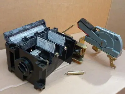 USED ALLEN BRADLEY 1494V-DS30 SER A