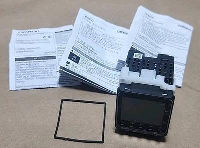 NEW Omron E5CC-QX2ASM-000