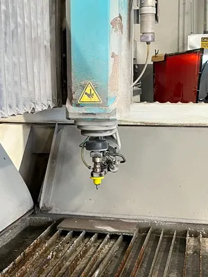 2018 FLOW MACH 200 4020 PIVOT PLUS Waterjet Cutters | Machnet (4)