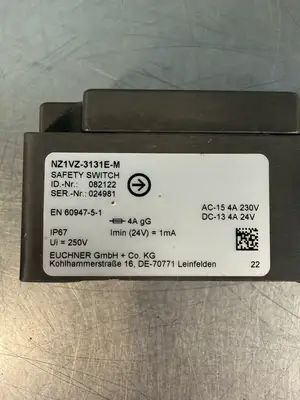 Euchner NZ1VZ-3131E-M Safety Switch 082122 Ac-15 4A 230V (4.2.3)