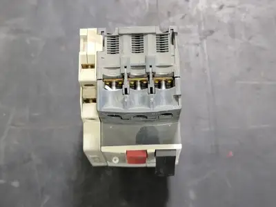 USED SCHNEIDER ELECTRIC GV2ME16