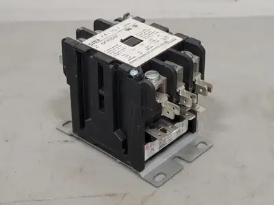 Used 2009 SIEMENS 42CF35AF Switchgears British Columbia CA | Lenmark #241122