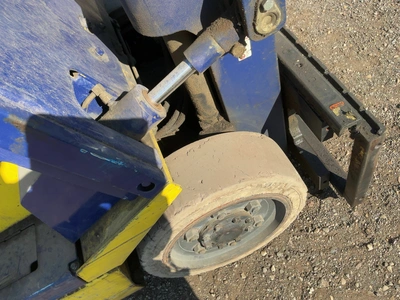 Used KOMATSU FB25SH-5 4-Wheel Sit down Electric Counterbalance Forklifts Michigan US | Miedema Asset Management Group #1579392