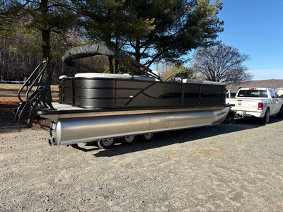 New | in-Stock 2026 BENTLEY PONTOONS 223 NAVIGATOR Boats (Misc) Virginia US | Affordable Outdoors #1638046