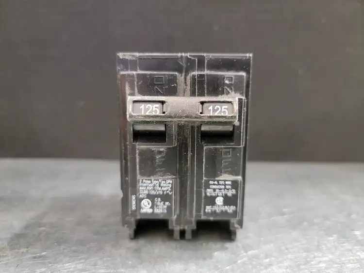 Used SIEMENS Q2125H Switchgears British Columbia CA | Lenmark #243873