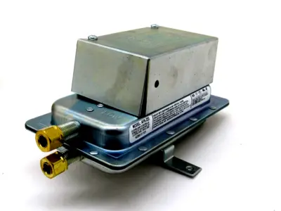 NEW CLEVELAND CONTROLS AFS-222 AIR SENSING SWITCH AFS222