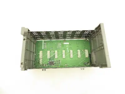 Allen Bradley SLC500 7 Slot Modular Chassis With 3 Card Slot Fillers Ser.B