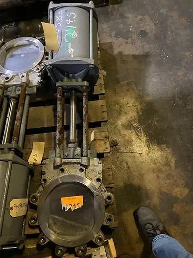 Used WEY PNEUMATIC KNIFE  GATE VALVE Valves/Fittings Pennsylvania US | Global Equipment International, LLC #186202