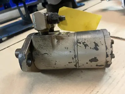 Used CHAR-LYNN _UNKNOWN_ Hydraulic and Pneumatic Motors Ohio US | Surplus Asset Holdings #1547653