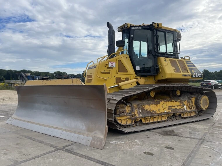 USED 2023 Komatsu D61PX-24