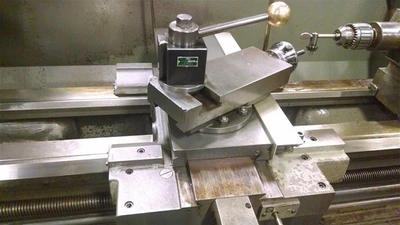 USED 1984 CLAUSING COLCHESTER