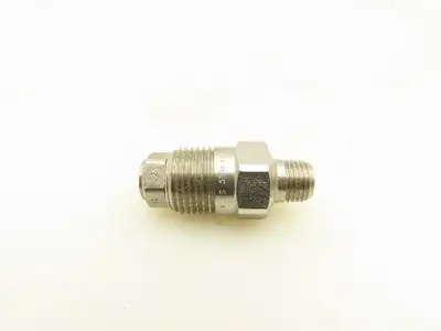 Spraying Systems 1/4LNND Hydraulic Atomizing Spray Nozzle 1/4" x 1/2" NPT SS