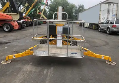 Used 2012 Biljax Haulotte 45XA Articulating Boom Lifts New York US | United Lift #1446907