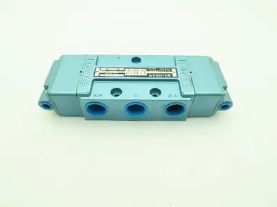 Skinner S4AACBX5 Pneumatic Directional Control Valve 5-Way 2 Pos 150PSI 3/4" NPT