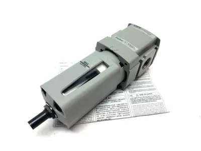 P32FB94EGAN | Parker  Compact Airline Particulate Filter 1/2" NPT Ports - New Other