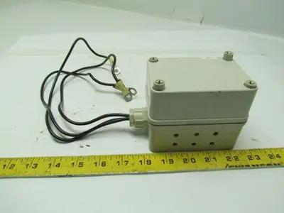 Samhwa 3 MF Capacitors W/E 3 MF Capacitors W/Enclosure Hyundai CNC HIT15S 450V