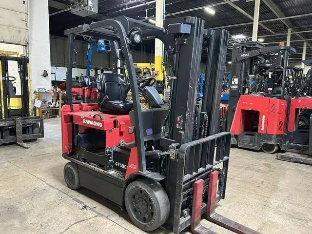 Used 2019 RAYMOND 4750C50L 4-Wheel Sit down Electric Counterbalance Forklifts Illinois US | Somerset Equipment Sales #1546214
