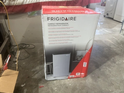 Used FRIGIDAIRE COMPACT Refrigerators Michigan US | Miedema Asset Management Group #1413790