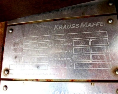 (3) Krauss-Maffei SZ 90-1-L pusher centrifuges, 316SS.