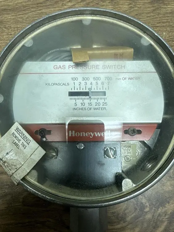 New | in-Stock HONEYWELL C437D-1005 Miscellaneous Equipment (Electrical & Power) | Surplus Asset Holdings #1202178