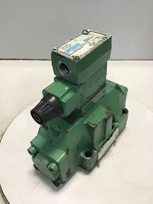 USED VICKERS DG4V-3-2A-M-W-B-40
