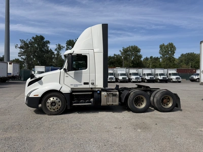 Used 2020 VOLVO VNL Conventional trucks Indiana US | Miedema Asset Management Group #1414624