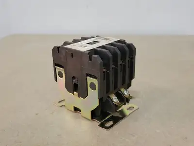 USED CUTLER-HAMMER C25END430