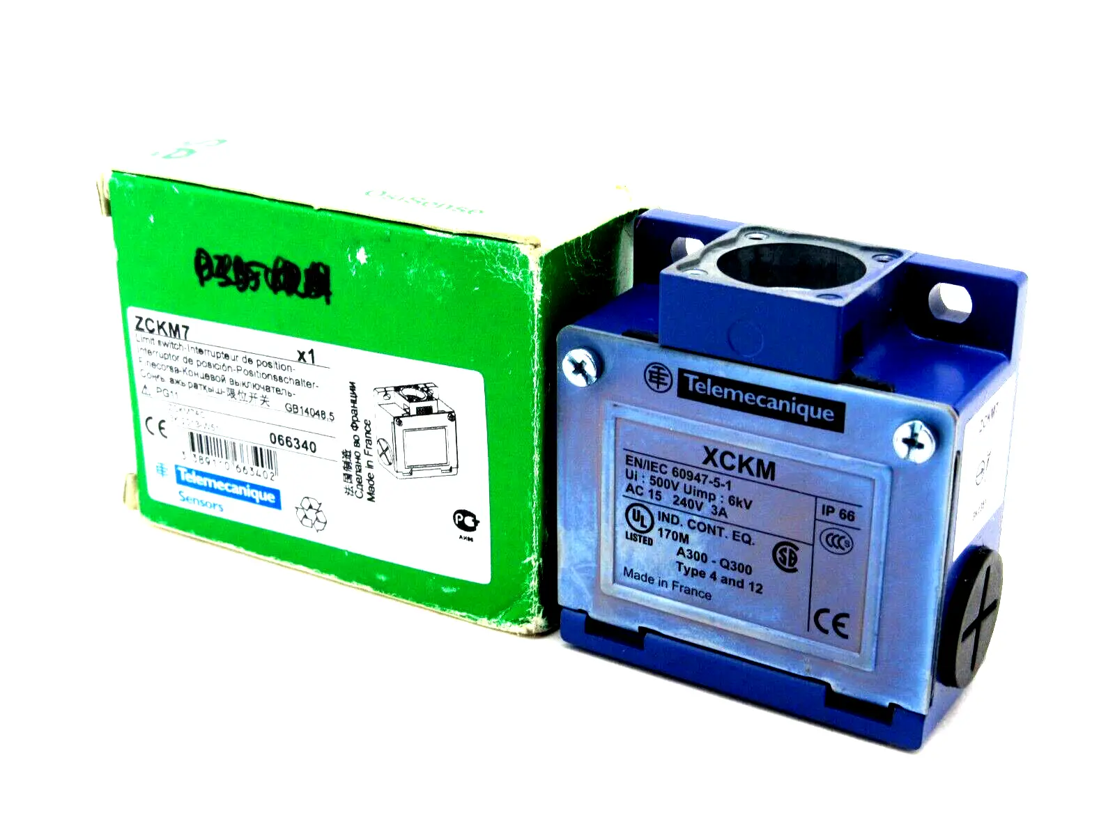 NEW TELEMECANIQUE XCKM LIMIT SWITCH ZCKM7