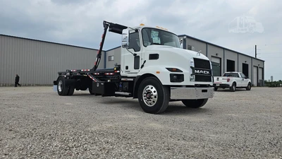New | in-Stock 2027 MACK MD7 Rolloff Trucks Texas US | Roll Off Truck World #1491899