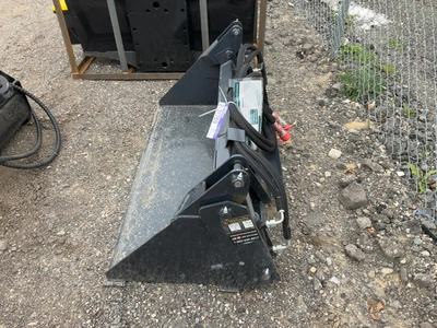 Used WOLVERINE MCB-11-48W MINI SKID STEER COMBINATION BUCKET Multipurpose Buckets Michigan US | Miedema Asset Management Group #1579246