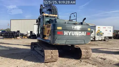 Used 2025 HYUNDAI HX210AL Crawler Excavators Florida US | National Equipment Dealers #1422288