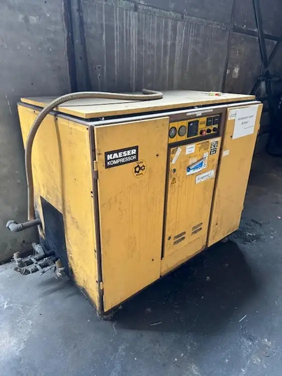 Used 1992 KAESER BS 44 Rotary Screw & Sliding Vane Air Compressors CZ | Amaron s.r.o. #1056605