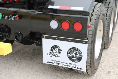 New | in-Stock 2026 INTERNATIONAL HX Rolloff Trucks Texas US | Roll Off Truck World #1491815