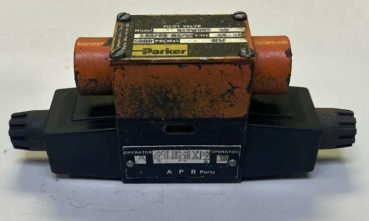 Used PARKER D1VWS0Y59 Pump & Valve Parts Ohio US | Surplus Asset Holdings #1241620