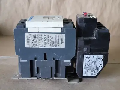 USED SCHNEIDER ELECTRIC LC1D4011